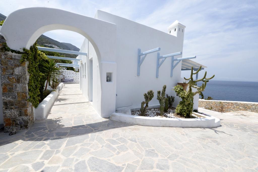 The Big Blue Hotel Ormos Aigialis Exterior foto